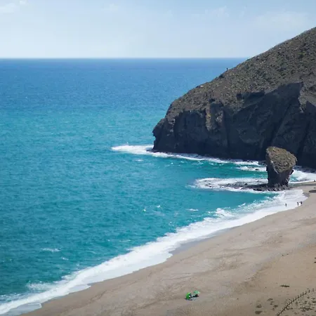Calachica Negras 3*